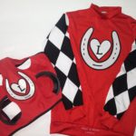 Aero Silks and Matching Blinkers Horseshoe